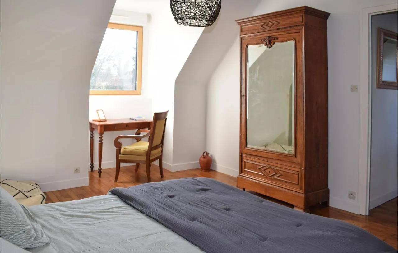 3 Bedroom Stunning Home In Plouezec 0*,  France